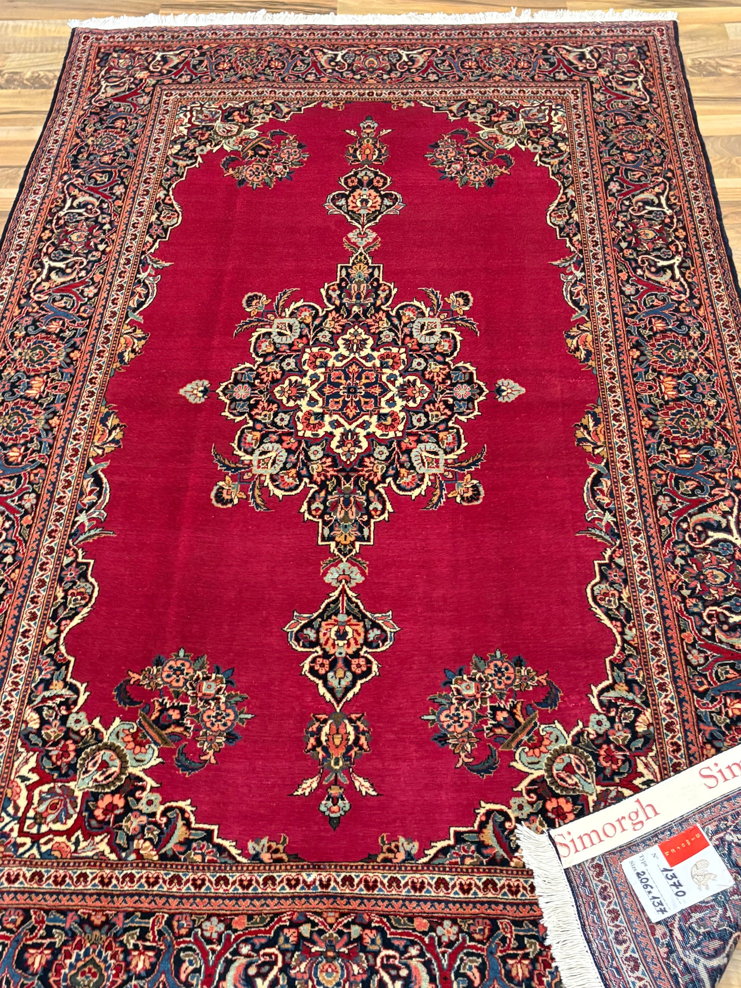 Tappeto Persiano Antico – Kashan
Epoca: Primi del XX secolo (ca. 1900-1920) Misura 206x137